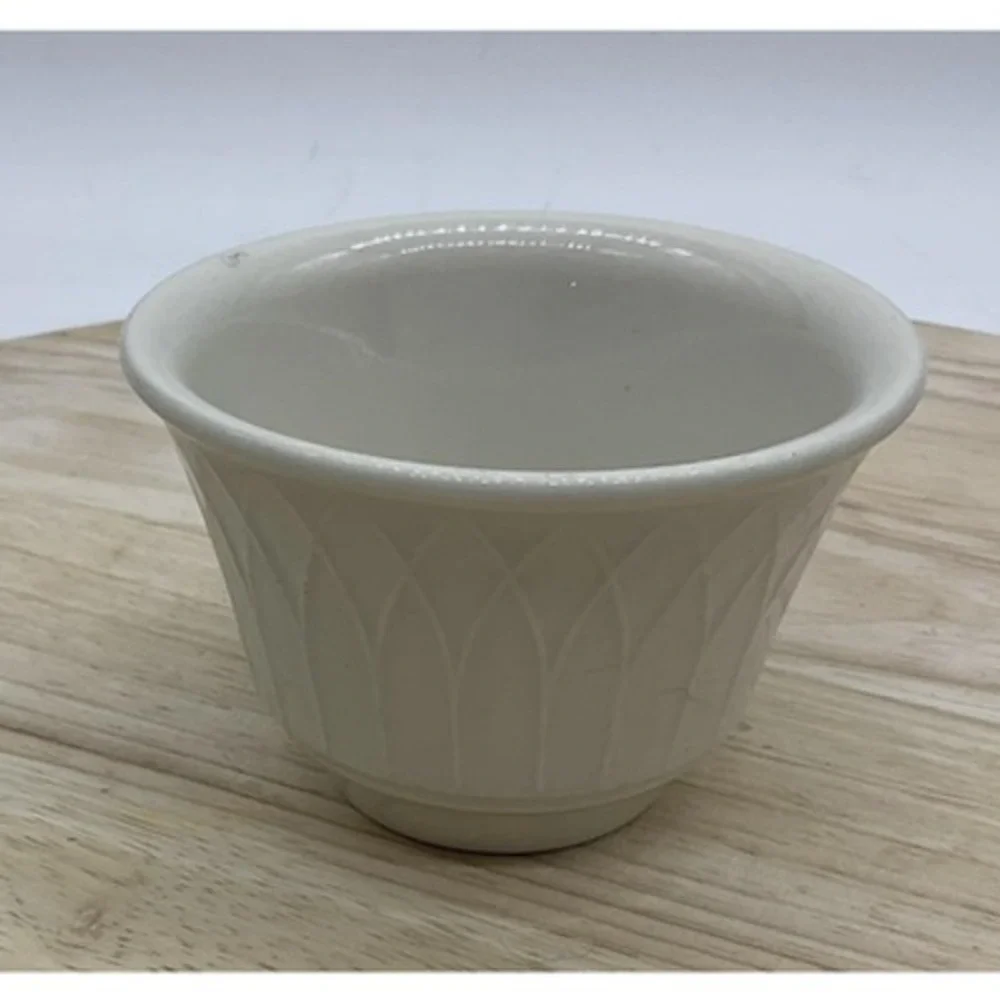 Royal‎ Stafford China Gothic Embossed White Ramekin Custard Cup Porcelain Dish